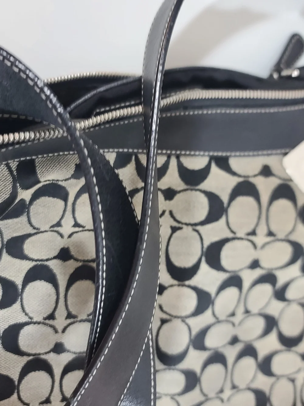 Coach  Vintage Signature Canvas Hobo Bag in Black/Tan